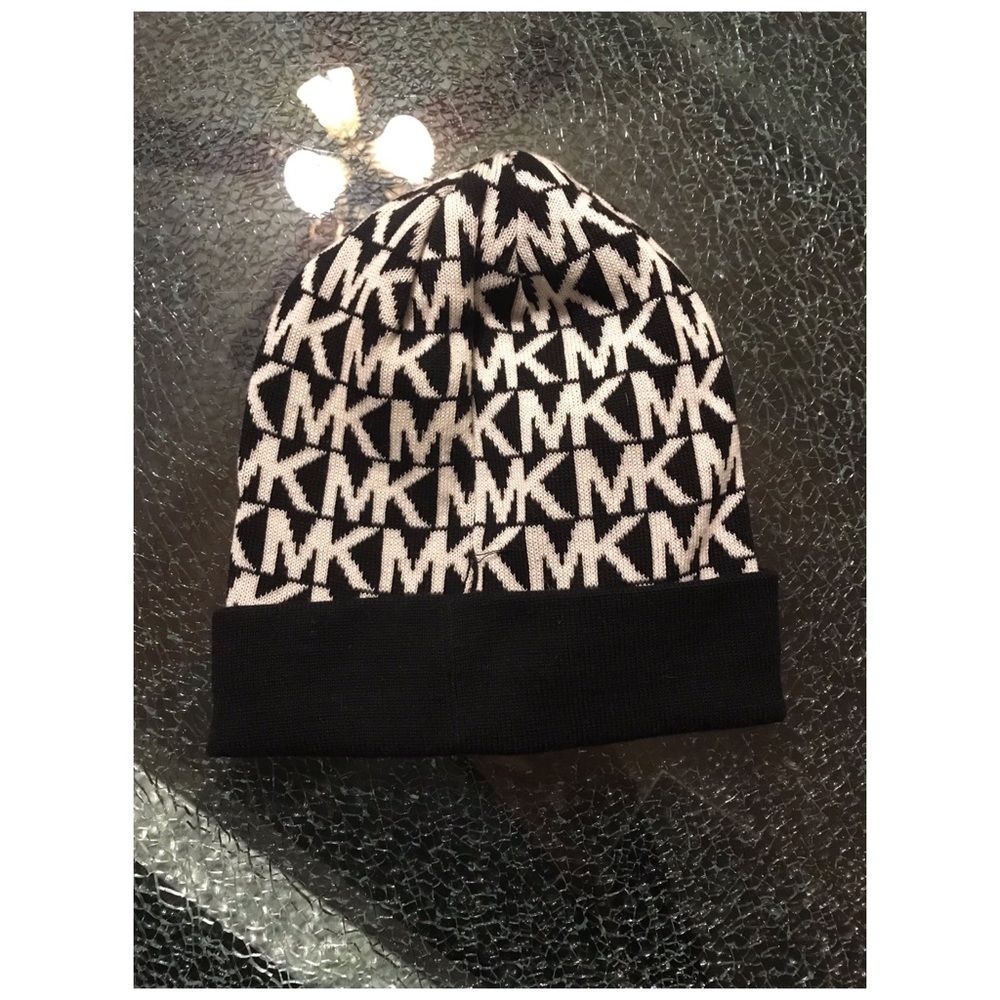 Michael kors beanie